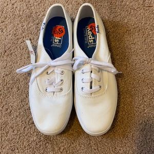 NWT White Keds, size 5 1/2